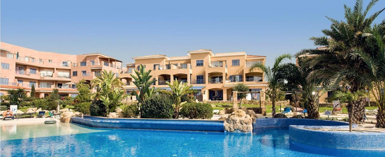 Limnaria Gardens - Modern 1 Bed, Walk To Beach & Shops Paphos Exterior photo