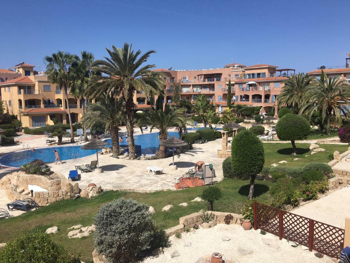 Limnaria Gardens - Modern 1 Bed, Walk To Beach & Shops Paphos Exterior photo